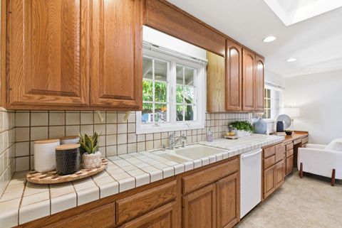 Tiny photo for 1747 Walnut Drive, MOUNTAIN VIEW, CA 94040 (MLS # ML82029718)