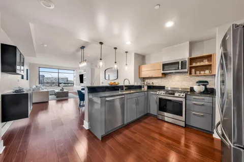 MLS: ML82029936