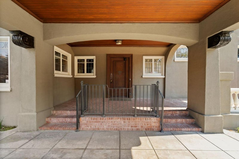 1650 The Alameda