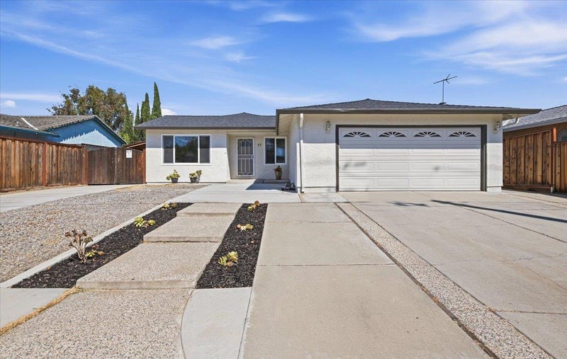 77 Shenado Place