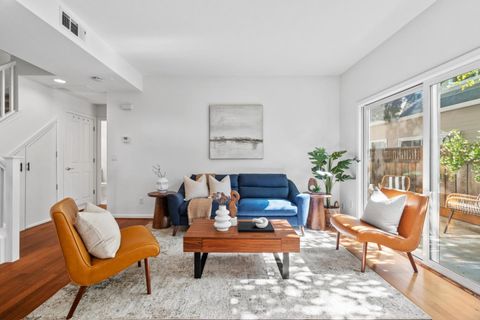 Photo of 748 Cottage Court, MOUNTAIN VIEW, CA 94043 (MLS # ML82026446)