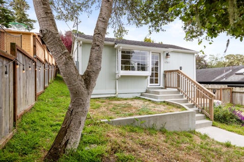 Photo of 1203 Lincoln Avenue, PACIFIC GROVE, CA 93950 (MLS # ML82052333)