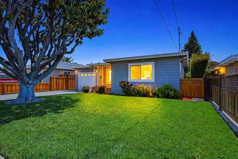 Photo of 1148 Berkeley Avenue, MENLO PARK, CA 94025 (MLS # ML82038332)