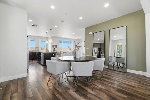 Tiny photo for 320 Gerald Circle, MILPITAS, CA 95035 (MLS # ML82043551)
