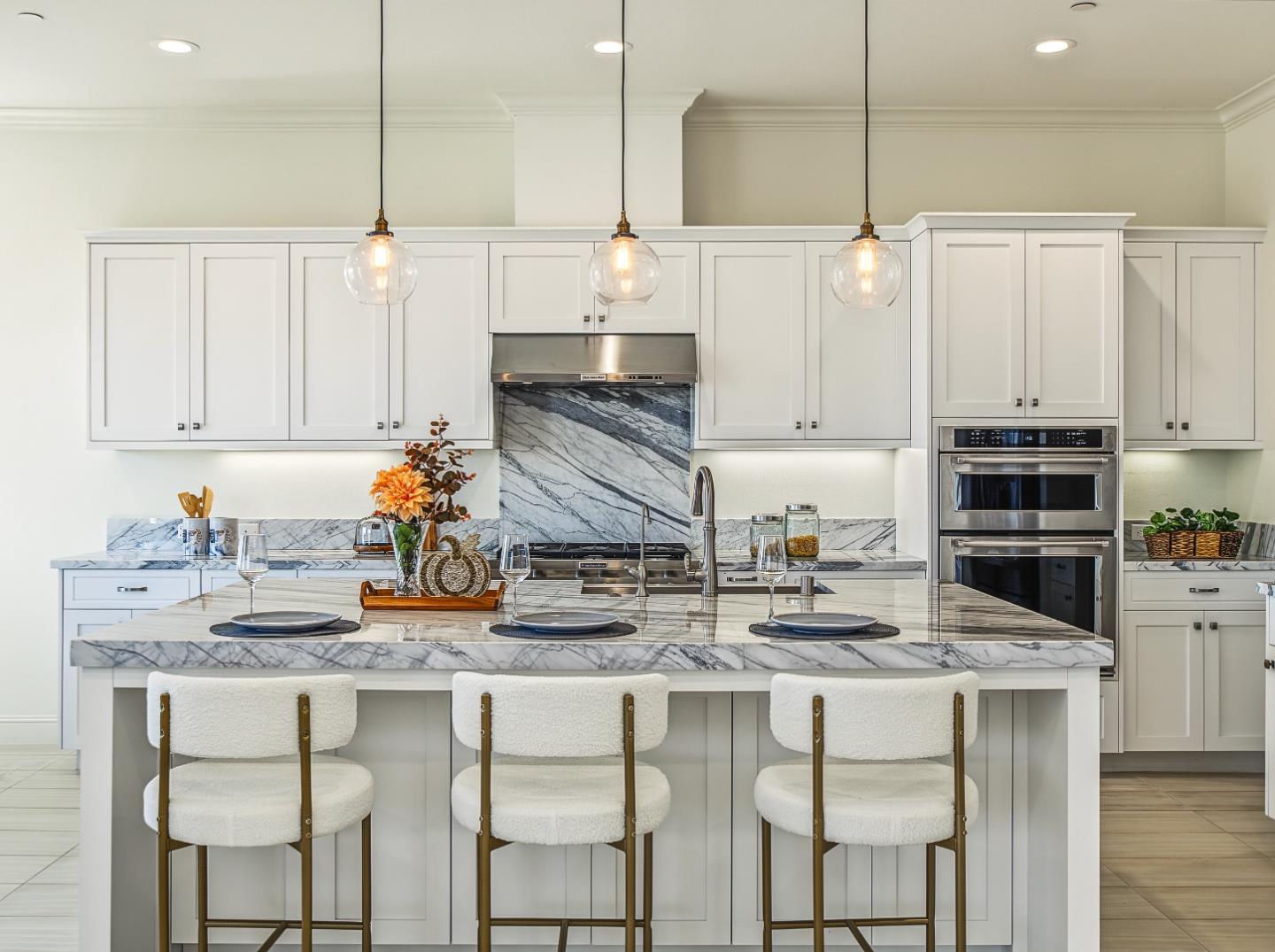 1137 Rosamund Drive
