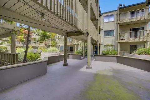 MLS: ML82006796
