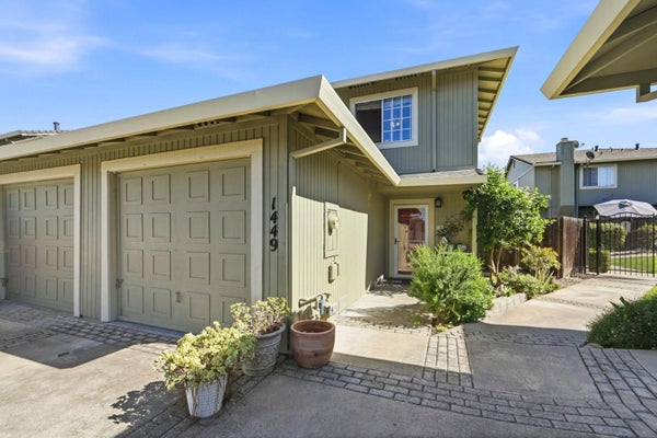 1449 SQUIRE CT, HOLLISTER, CA 95023 - Image 93d047a7274249240885f886ebcf0fdd/1678107693