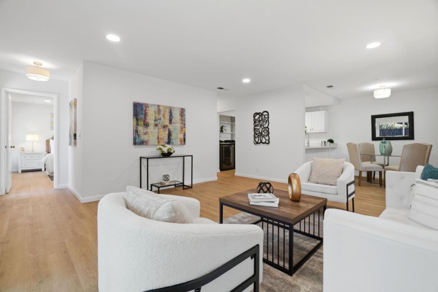 5020 Pine Tree Terrace