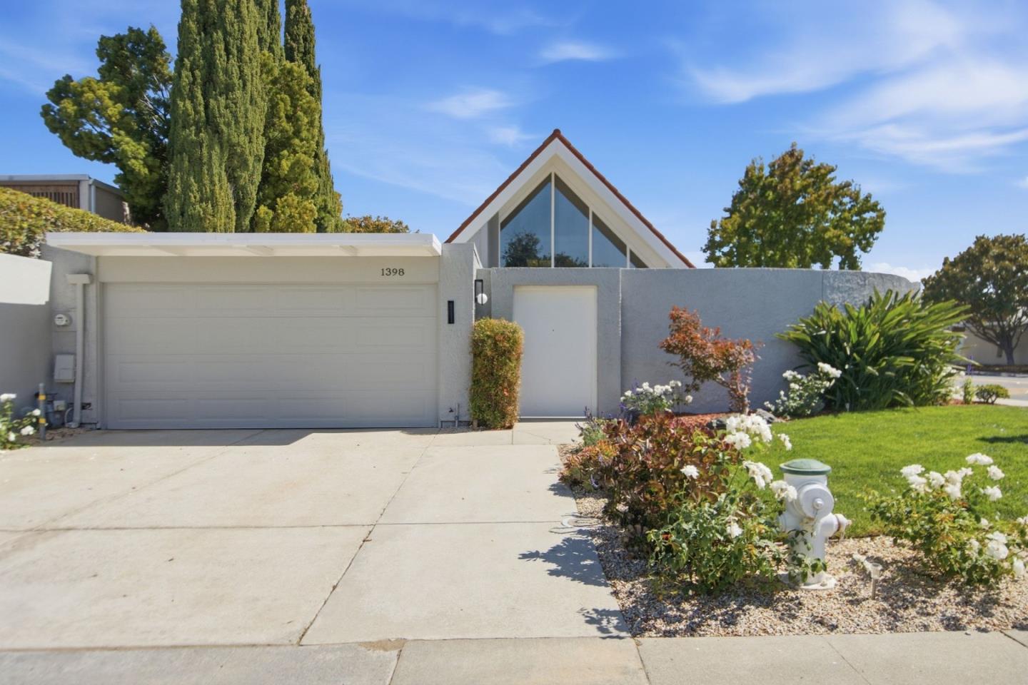 1398 Sydney Drive