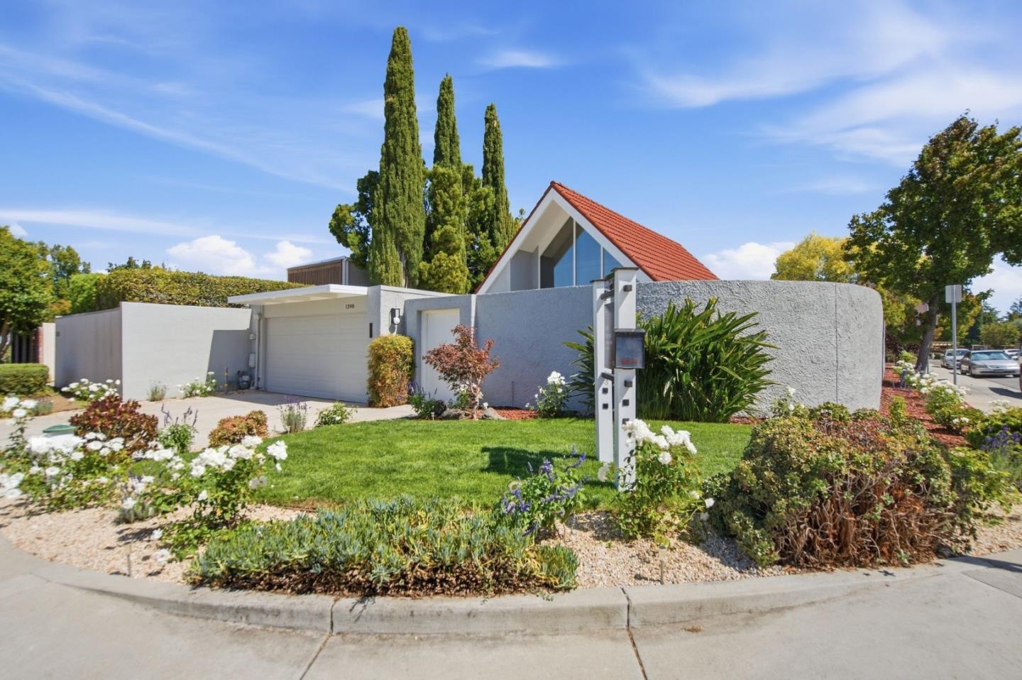 1398 Sydney Drive