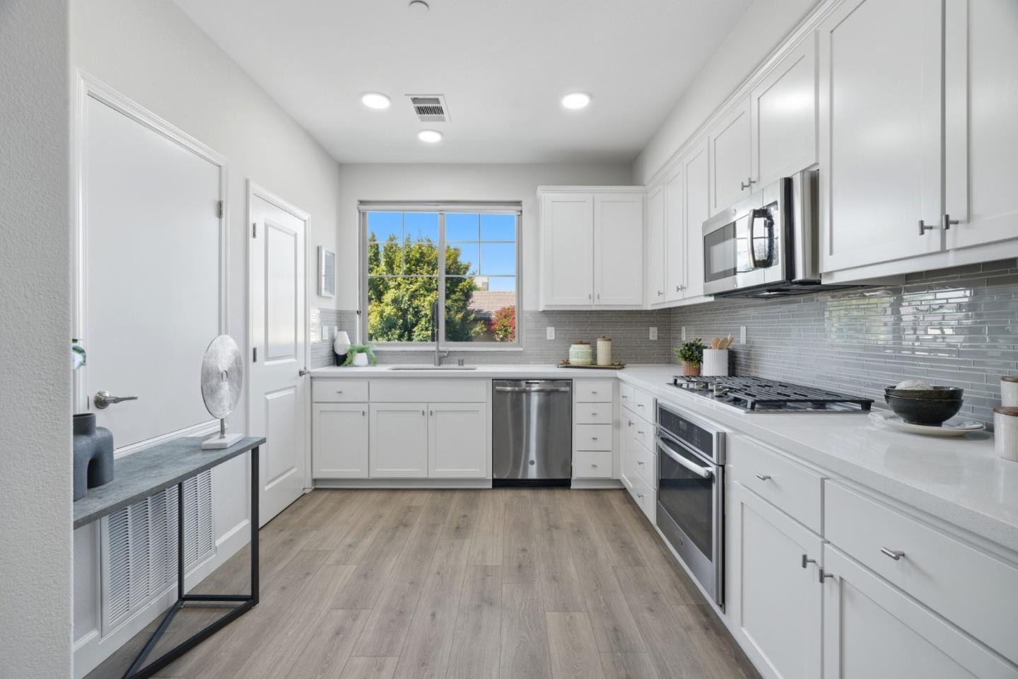 605 Cinnamon Circle