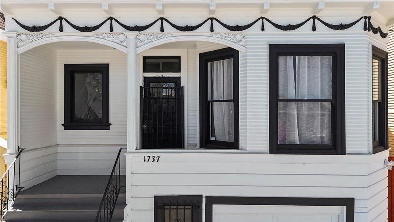 1737 McKinnon