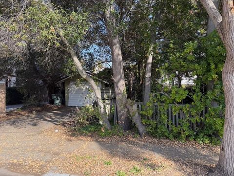 Tiny photo for 653 Melville Avenue, PALO ALTO, CA 94301 (MLS # ML82032754)