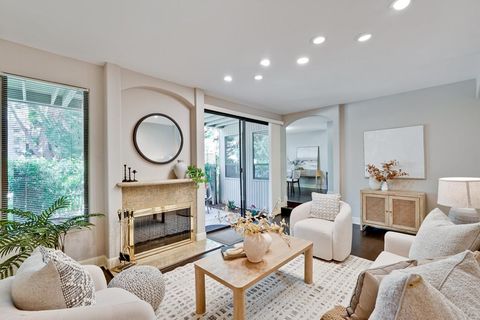 Photo of 928 Wright Avenue #401, Mountain View, CA 94043 (MLS # ML82046247)