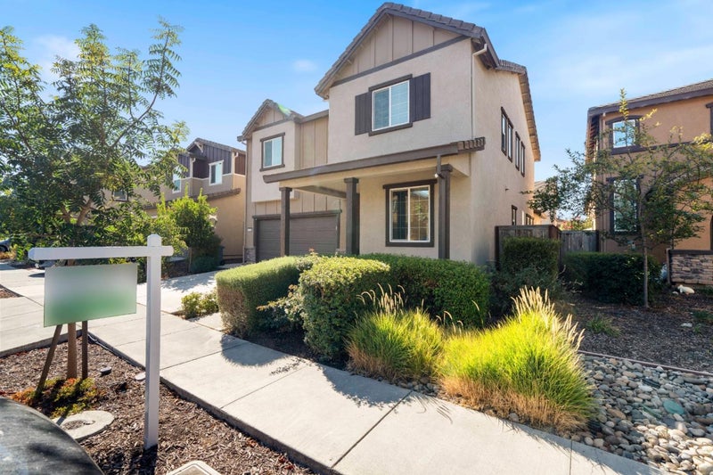 1533 Keats Place