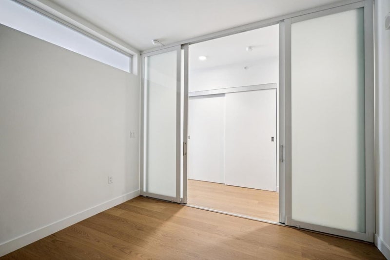 188 West Saint James Street 11613