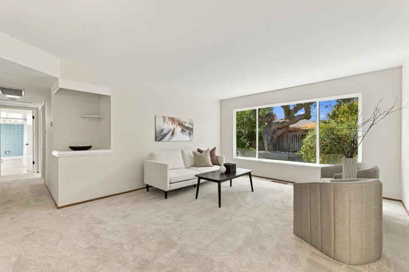 2493 La Mirada Drive