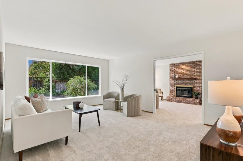 2493 La Mirada Drive