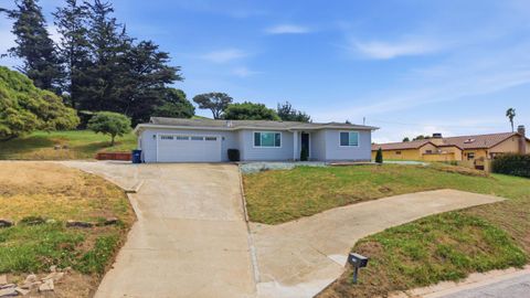 Photo of 10867 Assisi Way, SALINAS, CA 93907 (MLS # ML82041811)