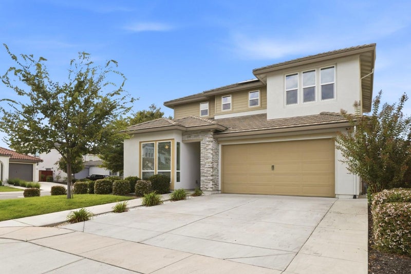10068 Carinata Drive