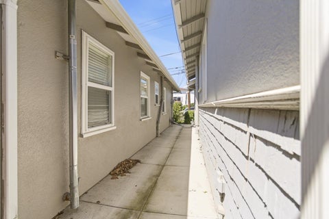 Tiny photo for 20 Maple Avenue, SOUTH SAN FRANCISCO, CA 94080 (MLS # ML82045331)