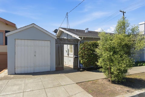 Tiny photo for 20 Maple Avenue, SOUTH SAN FRANCISCO, CA 94080 (MLS # ML82045331)