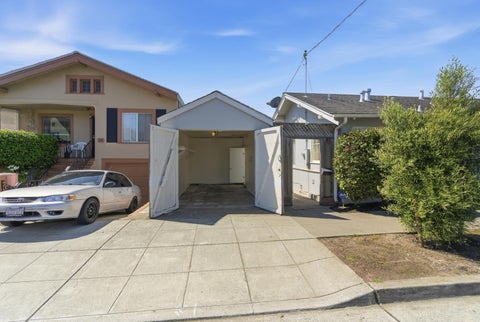 Photo of 20 Maple Avenue, SOUTH SAN FRANCISCO, CA 94080 (MLS # ML82045331)
