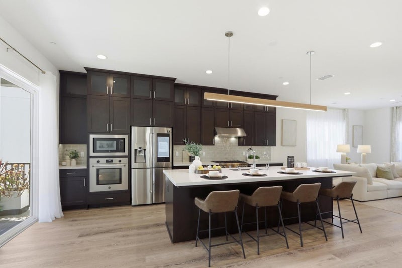 2166 Pastoral Loop