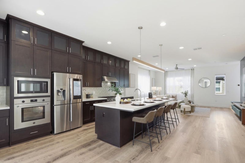 2166 Pastoral Loop