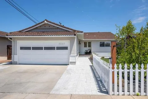 2247 Salisbury Way, San Mateo, CA 94403 - #: ML82041814