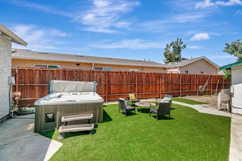 Tiny photo for 80 N 33rd St, SAN JOSE, CA 95116 (MLS # ML82035499)