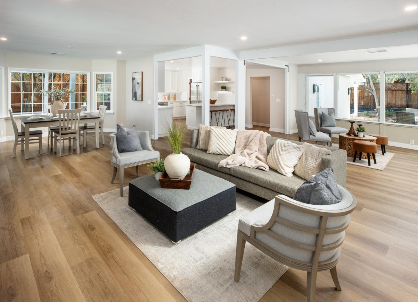 706 University Avenue