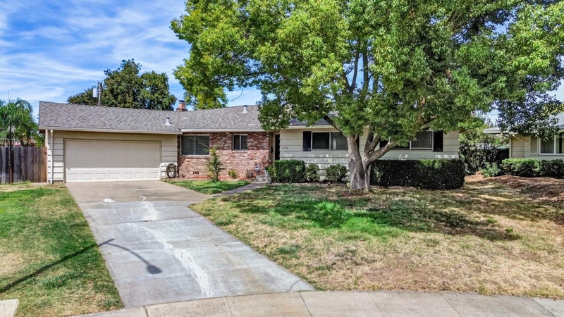 2724 Doris Court
