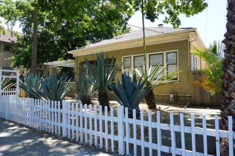 Tiny photo for 121 E Julian Street, SAN JOSE, CA 95112 (MLS # ML82010433)