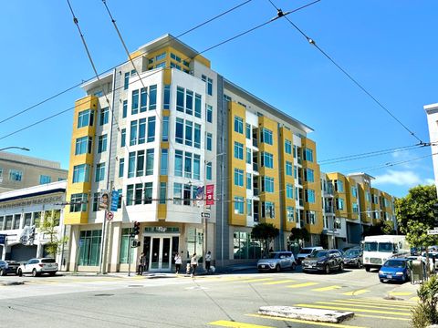 Photo of 2655 Bush Street #411, SAN FRANCISCO, CA 94115 (MLS # ML82024826)
