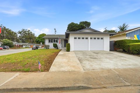 Photo of 1401 Sequoia Avenue, SAN BRUNO, CA 94066 (MLS # ML82027485)