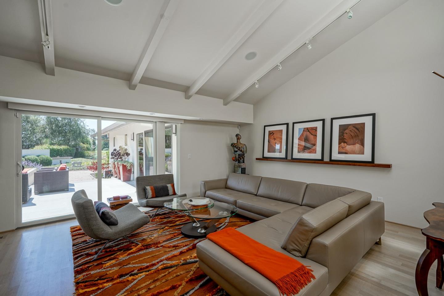 7086 Valley Greens Circle