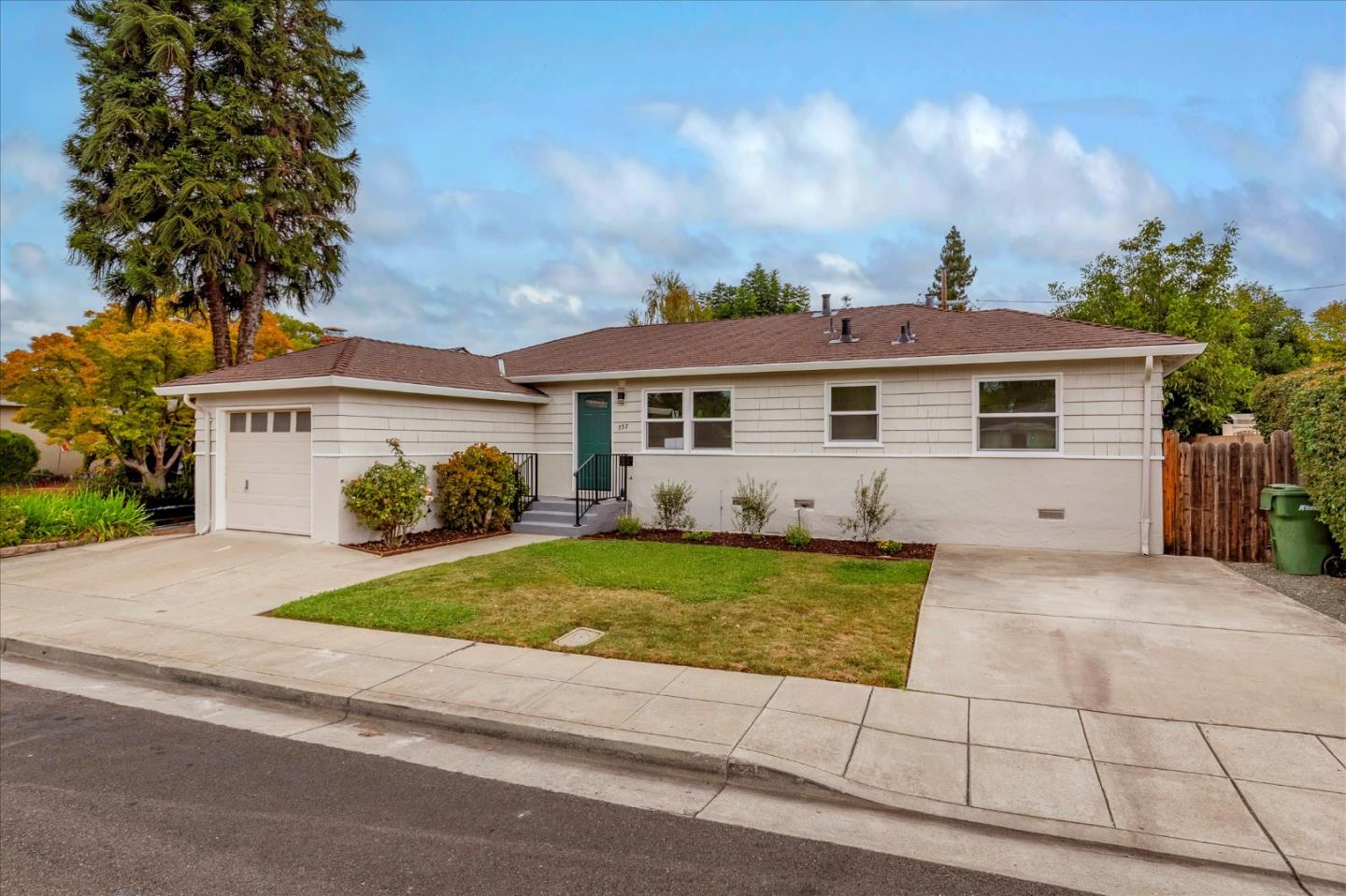 557 Scott Boulevard