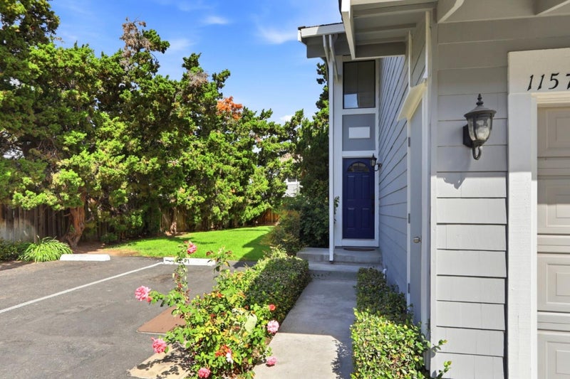 1157 Illiad Court