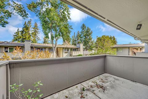 Tiny photo for 121 Buckingham Drive #25, SANTA CLARA, CA 95051 (MLS # ML82030861)