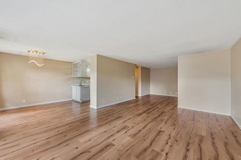 Tiny photo for 121 Buckingham Drive #25, SANTA CLARA, CA 95051 (MLS # ML82030861)
