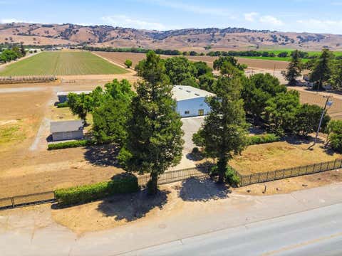 Tiny photo for 3065 Pacheco Pass Highway, GILROY, CA 95020 (MLS # ML82053719)