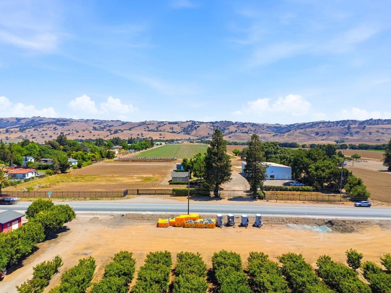 3065 Pacheco Pass Highway