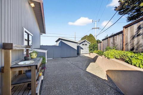 Tiny photo for 1122 Presidio Boulevard, PACIFIC GROVE, CA 93950 (MLS # ML82029423)