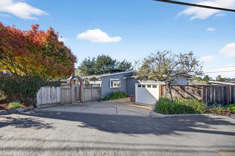 Tiny photo for 1122 Presidio Boulevard, PACIFIC GROVE, CA 93950 (MLS # ML82029423)