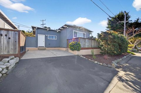 Tiny photo for 1122 Presidio Boulevard, PACIFIC GROVE, CA 93950 (MLS # ML82029423)