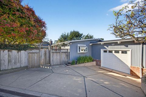 Tiny photo for 1122 Presidio Boulevard, PACIFIC GROVE, CA 93950 (MLS # ML82029423)