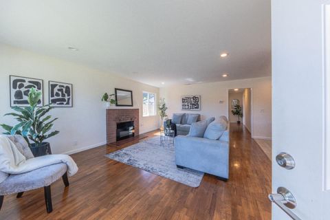 Tiny photo for 43 Saint Brendan Way, Salinas, CA 93906 (MLS # ML82043170)