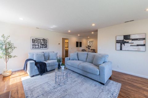 Tiny photo for 43 Saint Brendan Way, Salinas, CA 93906 (MLS # ML82043170)