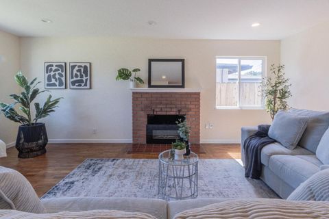 Tiny photo for 43 Saint Brendan Way, Salinas, CA 93906 (MLS # ML82043170)